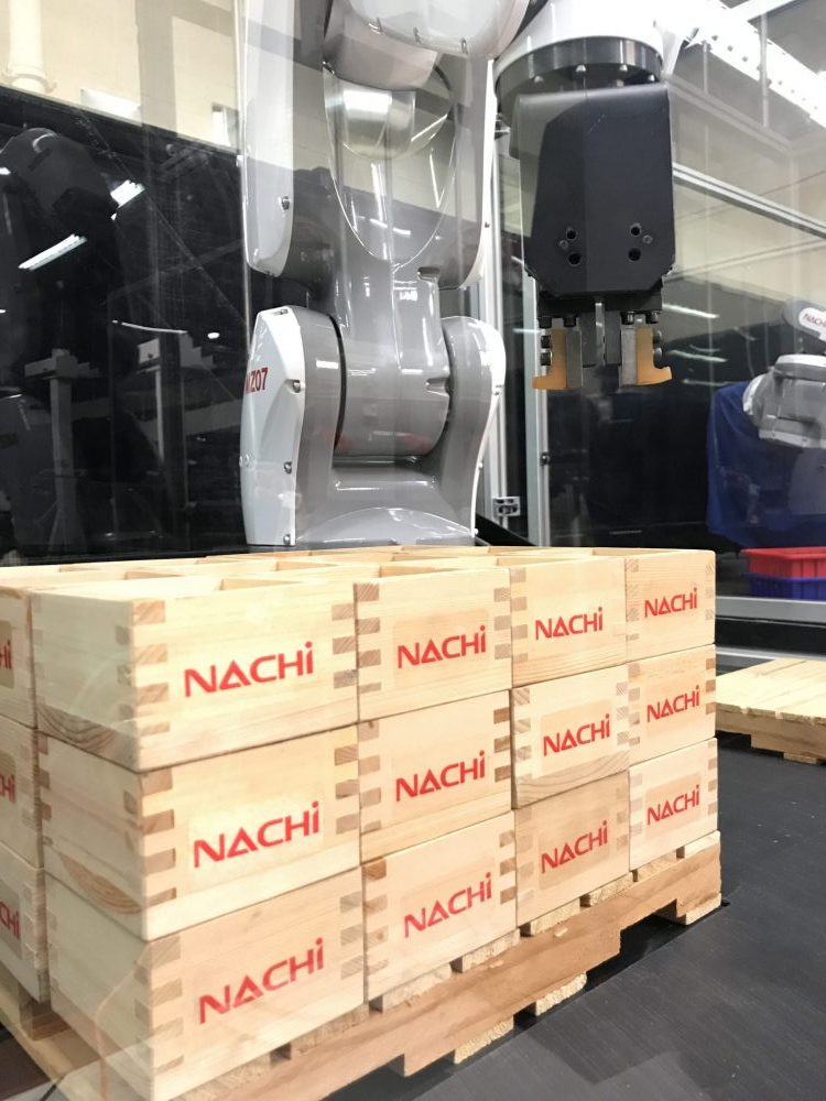 Nachi palletizing robots